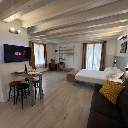 Cinque Terre Hub 11 شقة