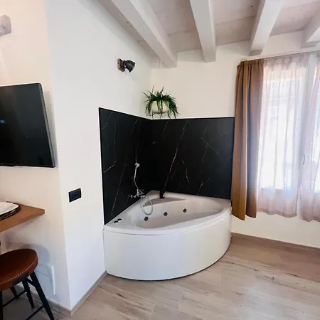 شقة Cinque Terre Hub 11 *
